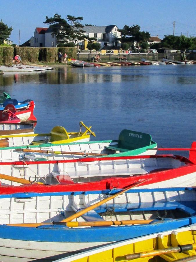 Regatta - A Lakeview Apartment In Thorpeness - Aldeburgh Coastal Cottages Экстерьер фото